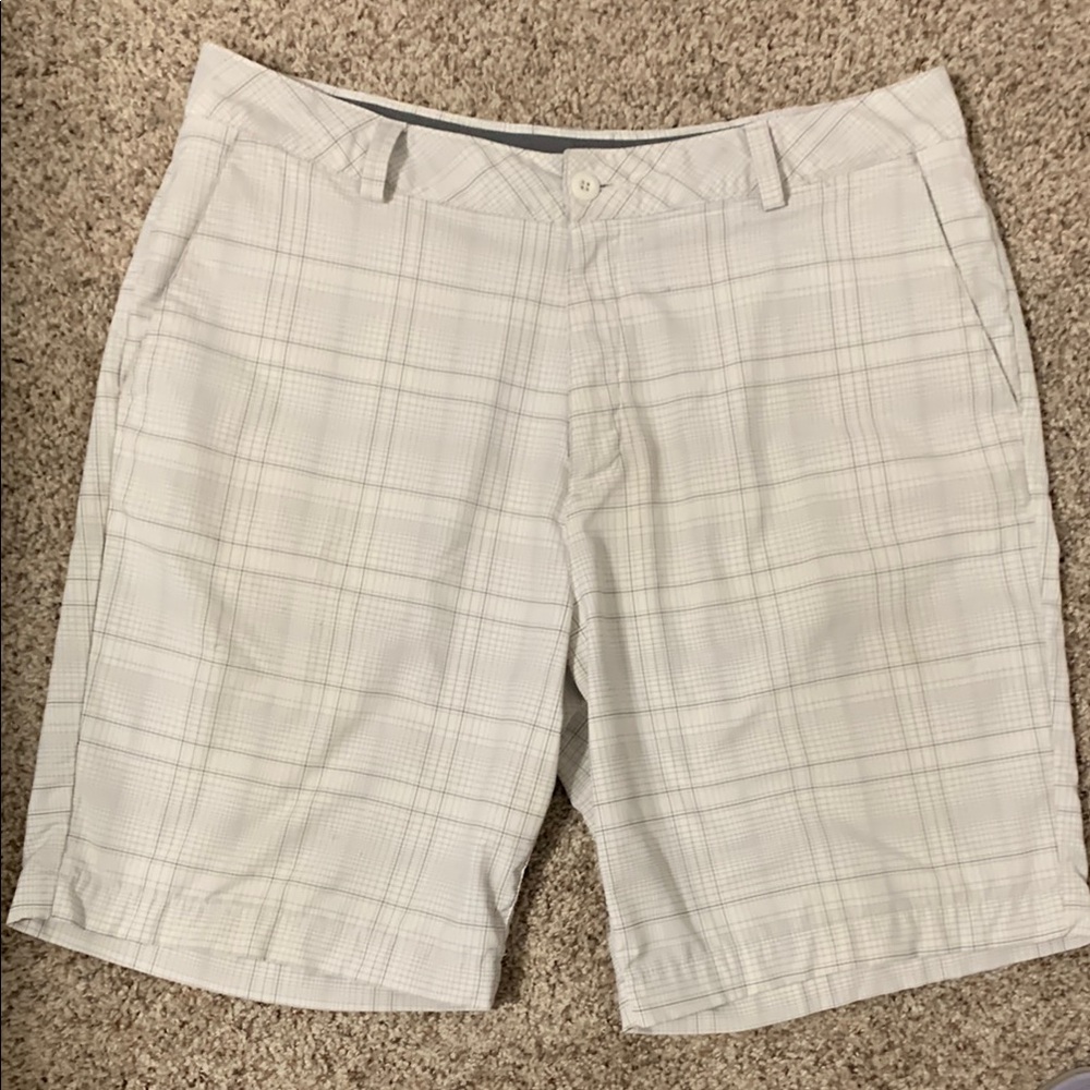 Under Armour White and Gray Flat Front Shorts for Casual Wear